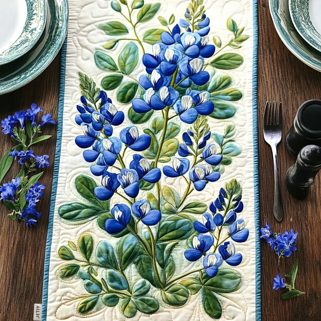Gewatteerde tafelloper Serenade van Blauwe Lupines