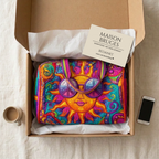 Sac de voyage matelassé Soleil Hippie Joyeux emballé dans une boîte Maison Bruges