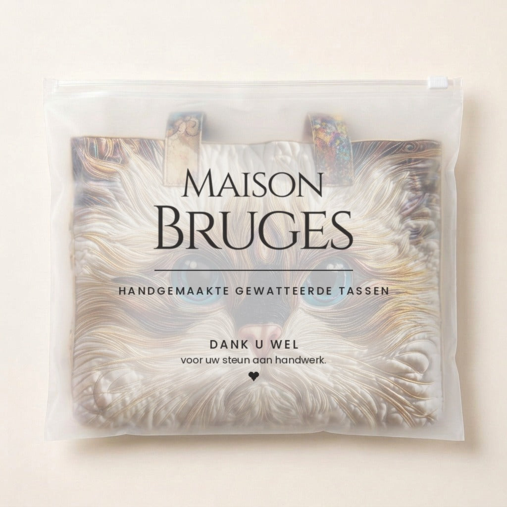 Chat Blanc aux Yeux Bleus Sac Artisanal dans sa pochette Maison Bruges